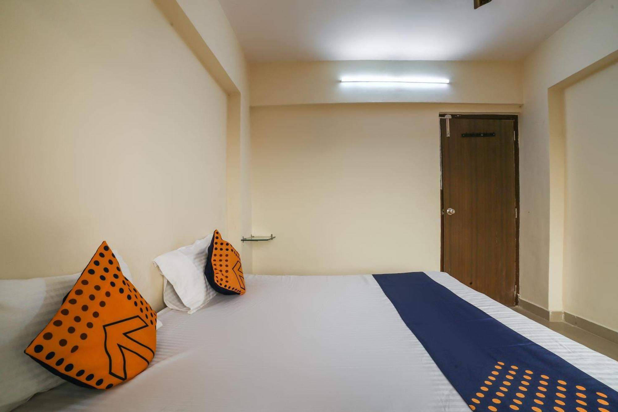 Hotel O Megha Villa Gorhe Екстер'єр фото