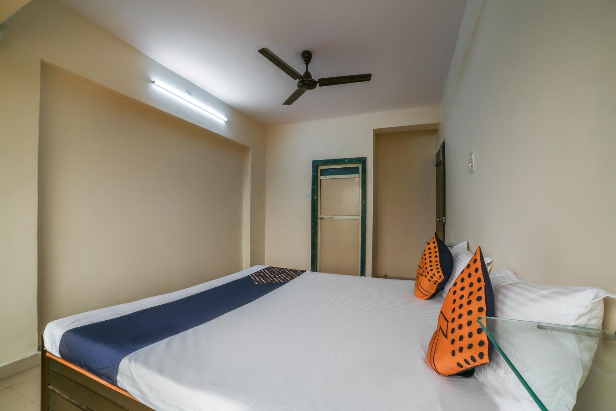 Hotel O Megha Villa Gorhe Екстер'єр фото